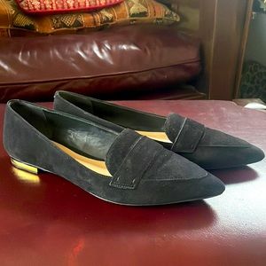 Schutz Pointy Flats